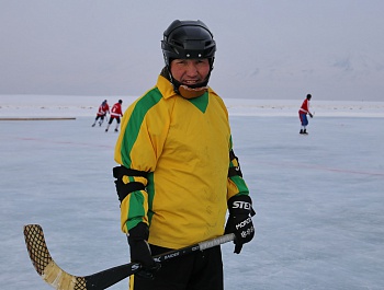 В Кош-Агаче прошел Кубок федерации по хоккею с мячом Республики Алтай на призы Сайлюгемского парка и WWF